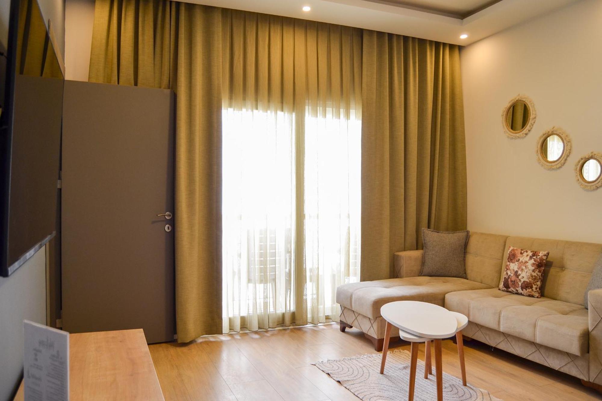 Loca Centre Suites Bodrum Eksteriør bilde